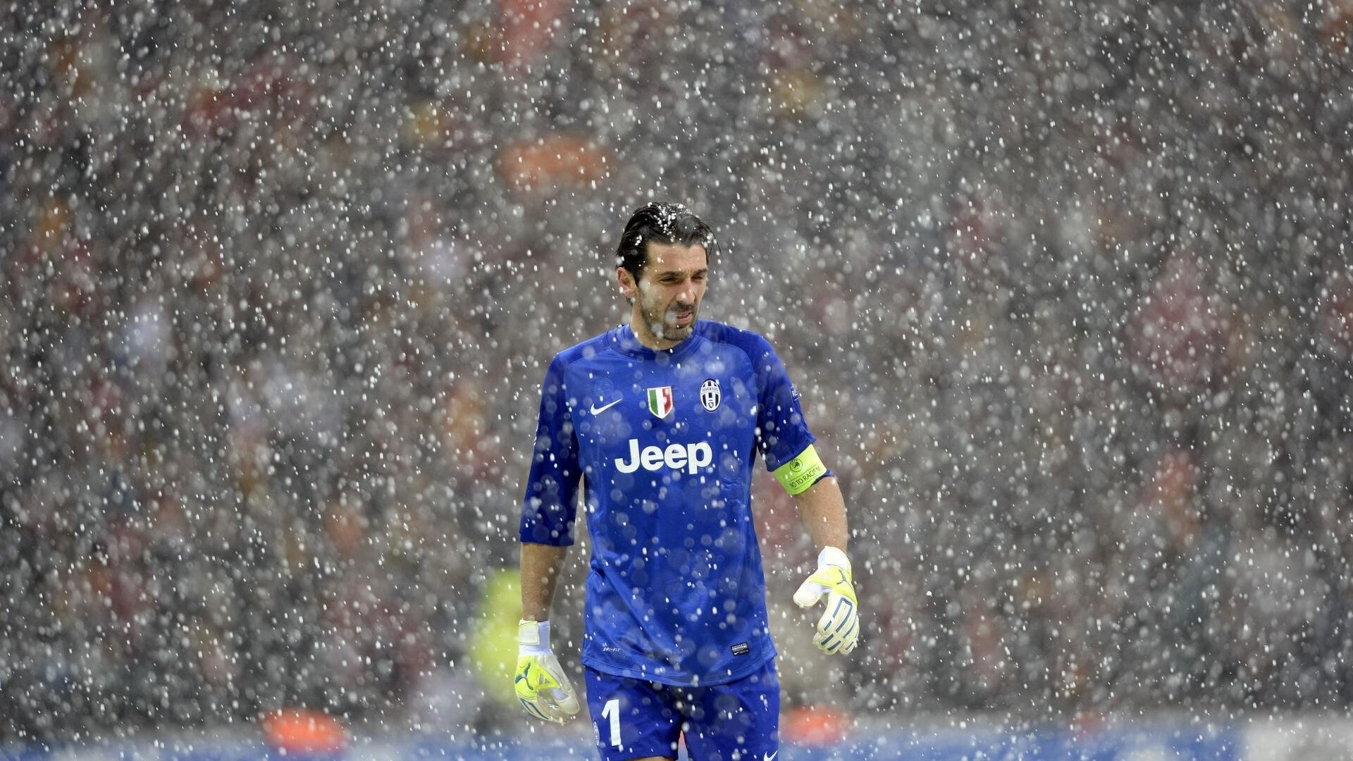 塔代伊·波加查赢得环法和环意双冠,创历史,2020环法冠军波加查